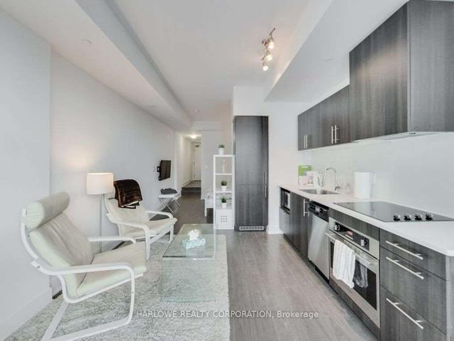 407 - 508 Wellington St W, Condo with 1 bedrooms, 1 bathrooms and 0 parking in Toronto ON | Image 8