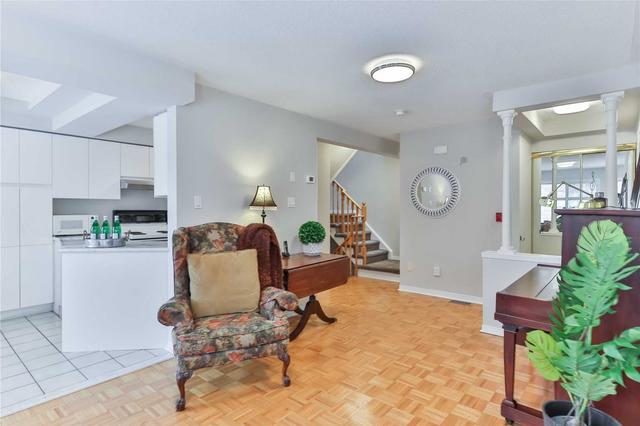 121 - 18 Clark Ave W, Townhouse with 2 bedrooms, 3 bathrooms and 2 parking in Vaughan ON | Image 22