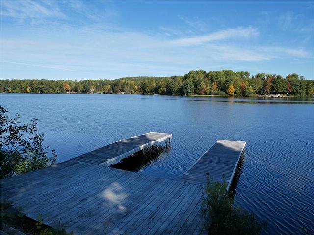 1396 Kamaniskeg Lake Road, House detached with 2 bedrooms, 2 bathrooms and 4 parking in Hastings Highlands ON | Image 6