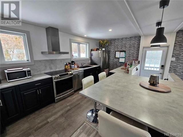 1585 Keith, House detached with 4 bedrooms, 2 bathrooms and null parking in Bathurst NB | Image 19