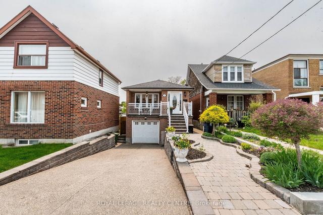 59 Earlsdale Ave, House detached with 3 bedrooms, 2 bathrooms and 3 parking in Toronto ON | Image 1