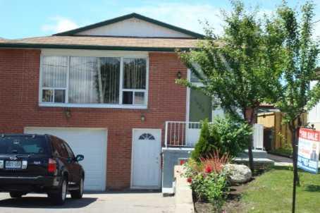 3633 Woodruff Cres, House semidetached with 3 bedrooms, 2 bathrooms and 4 parking in Mississauga ON | Image 1