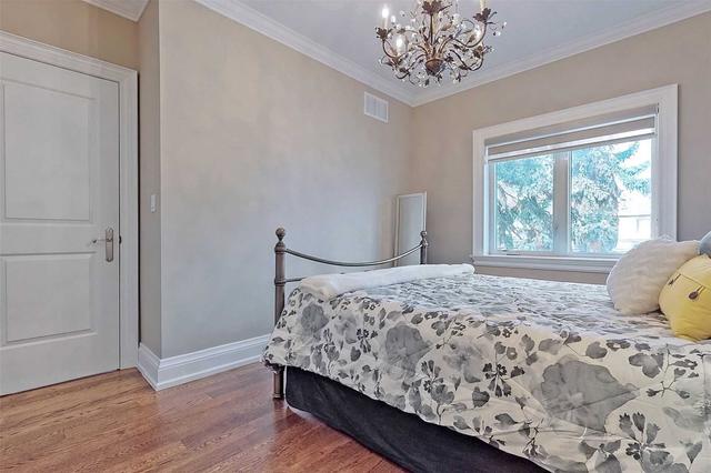 665 Millwood Rd, House semidetached with 3 bedrooms, 4 bathrooms and 2 parking in Toronto ON | Image 17