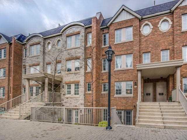 th 46 - 93 The Queensway Ave, Townhouse with 1 bedrooms, 2 bathrooms and 1 parking in Toronto ON | Image 2