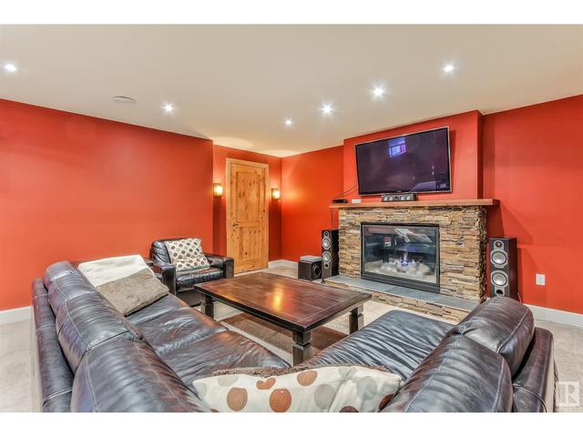 349 Griesbach School Rd Nw, House detached with 4 bedrooms, 3 bathrooms and 4 parking in Edmonton AB | Image 36
