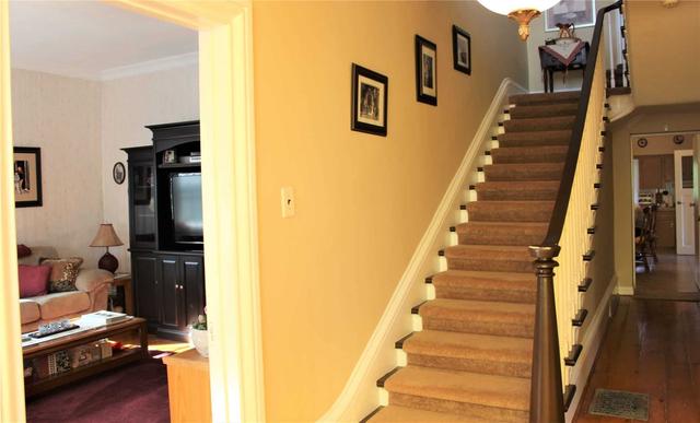 5215 First Line, House detached with 4 bedrooms, 3 bathrooms and 30 parking in Milton ON | Image 8