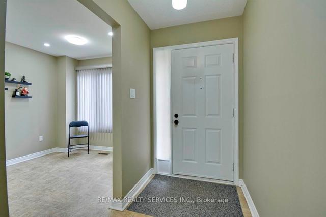 28 - 308 Conway Dr, Townhouse with 3 bedrooms, 3 bathrooms and 2 parking in London ON | Image 12