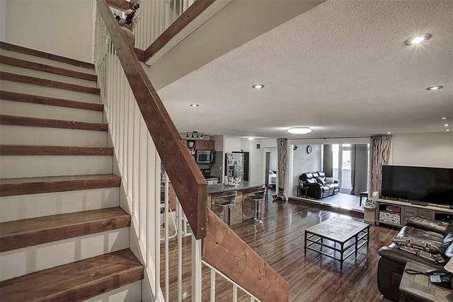 316 - 3025 The Credit Woodlands Dr, Condo with 4 bedrooms, 2 bathrooms and 1 parking in Mississauga ON | Image 8
