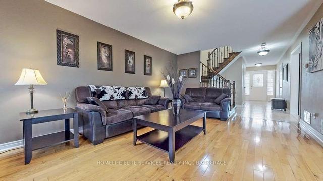 29 Chatterson St, House detached with 3 bedrooms, 4 bathrooms and 3 parking in Whitby ON | Image 31