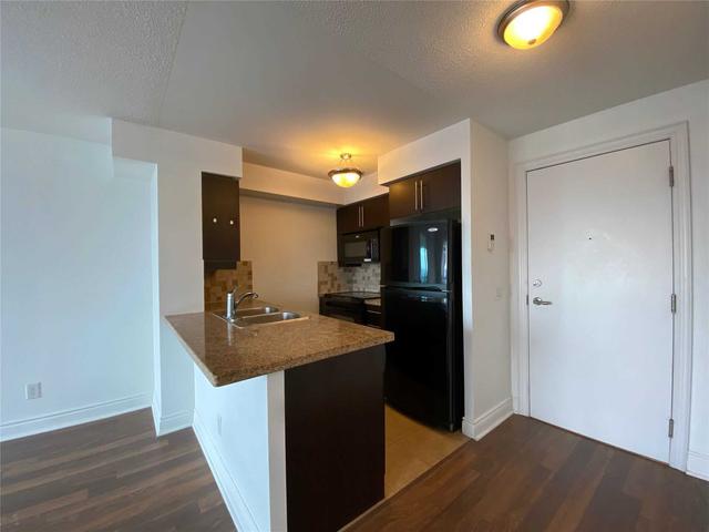 928 - 25 Greenview Ave, Condo with 2 bedrooms, 2 bathrooms and 1 parking in Toronto ON | Image 26