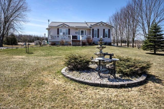 312 Short Point Rd Road, House detached with 3 bedrooms, 2 bathrooms and 6 parking in Rideau Lakes ON | Image 1