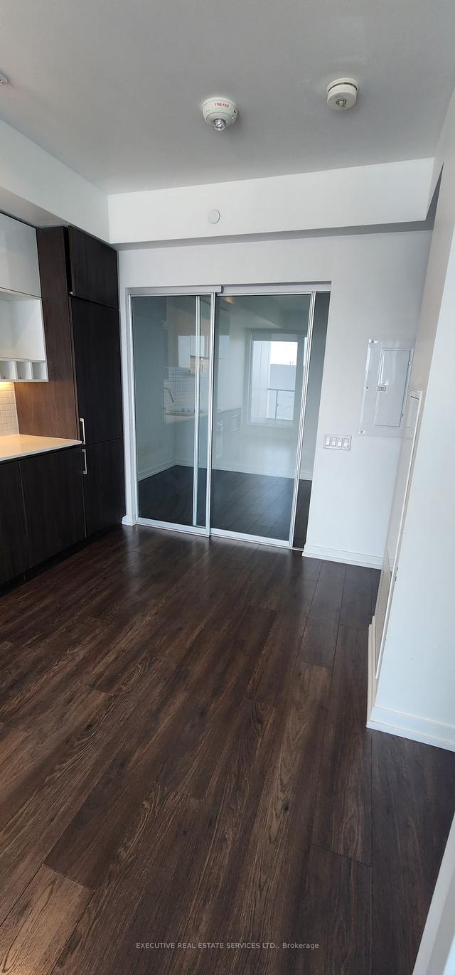 2605 - 5 Buttermill Ave S, Condo with 2 bedrooms, 2 bathrooms and 0 parking in Vaughan ON | Image 7