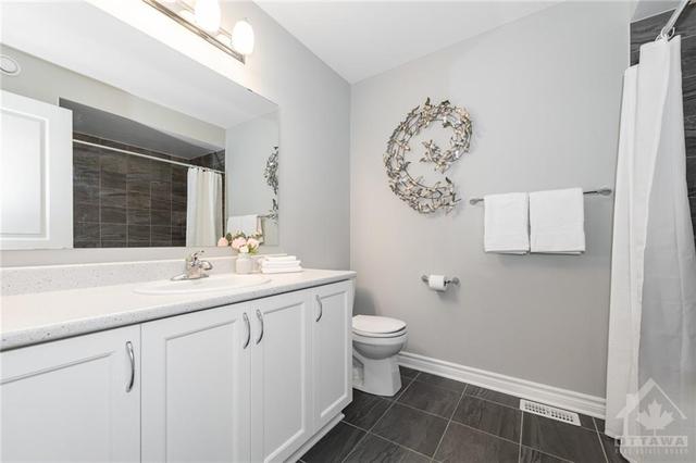 125 Eric Maloney Way, Townhouse with 3 bedrooms, 3 bathrooms and 3 parking in Ottawa ON | Image 23