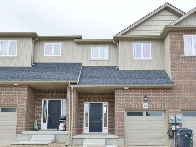 124 Summit Ridge Dr, House attached with 3 bedrooms, 3 bathrooms and 2 parking in Guelph ON | Image 1