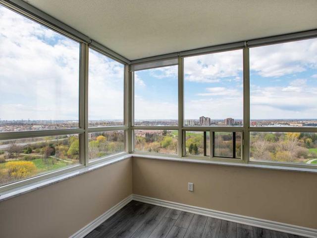 1403 - 30 Malta Ave, Condo with 3 bedrooms, 2 bathrooms and 1 parking in Brampton ON | Image 7