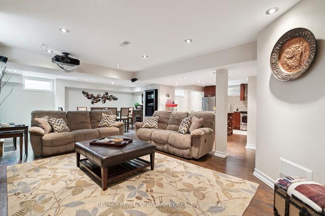 22 Orville Hand Crt, House detached with 4 bedrooms, 4 bathrooms and 6 parking in Bradford West Gwillimbury ON | Image 22