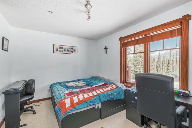 205 - 150 Crossbow Place, Condo with 3 bedrooms, 2 bathrooms and 1 parking in Kananaskis AB | Image 30