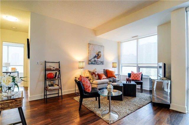 1004 - 120 Homewood Ave, Condo with 2 bedrooms, 2 bathrooms and 1 parking in Toronto ON | Image 9