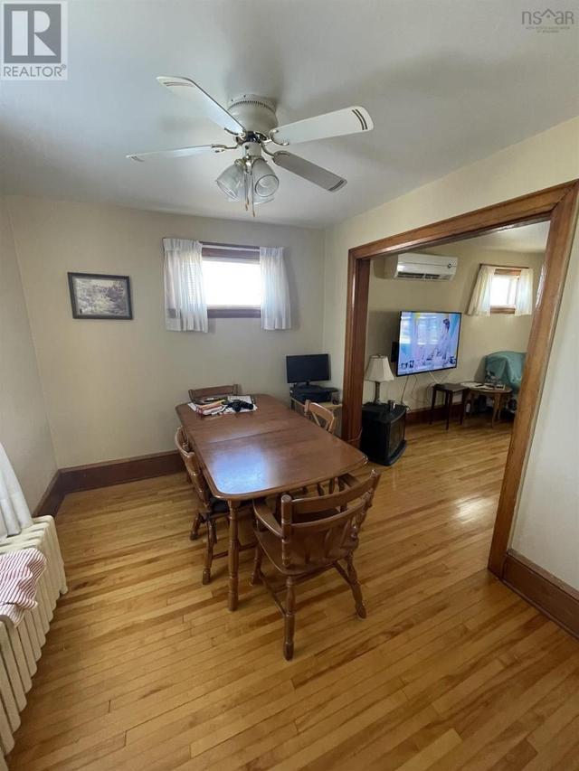 170 Lisgard Street, House detached with 3 bedrooms, 1 bathrooms and null parking in Cape Breton NS | Image 4