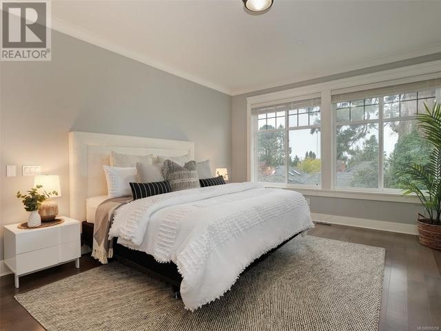 2995 Uplands Rd, House detached with 5 bedrooms, 4 bathrooms and 4 parking in Oak Bay BC | Image 12