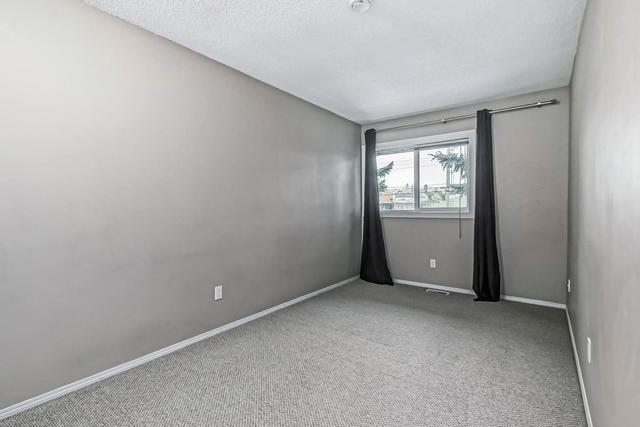 1 - 2123 34 Avenue Sw, Home with 3 bedrooms, 2 bathrooms and 1 parking in Calgary AB | Image 20