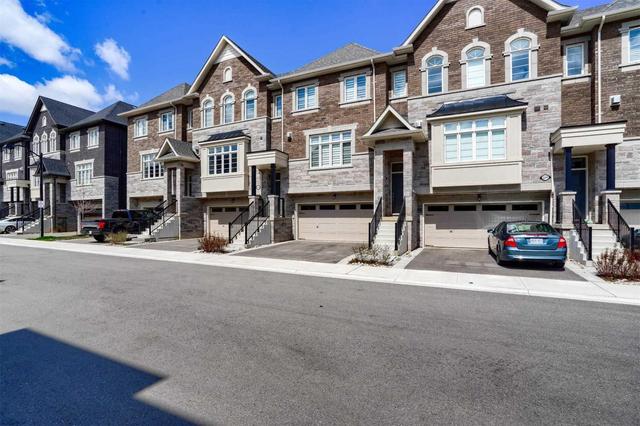 2251 Khalsa Gate, House attached with 3 bedrooms, 4 bathrooms and 2 parking in Oakville ON | Image 2
