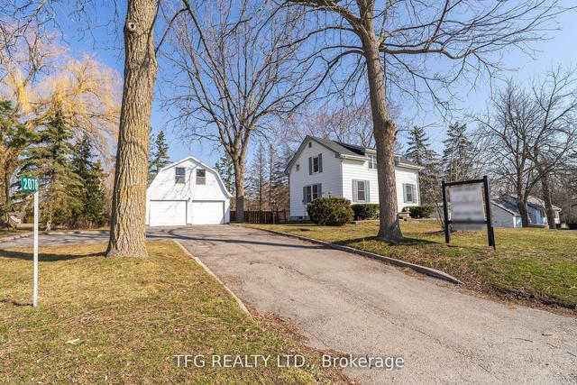 2078 Hwy 2, House detached with 3 bedrooms, 1 bathrooms and 10 parking in Clarington ON | Image 12