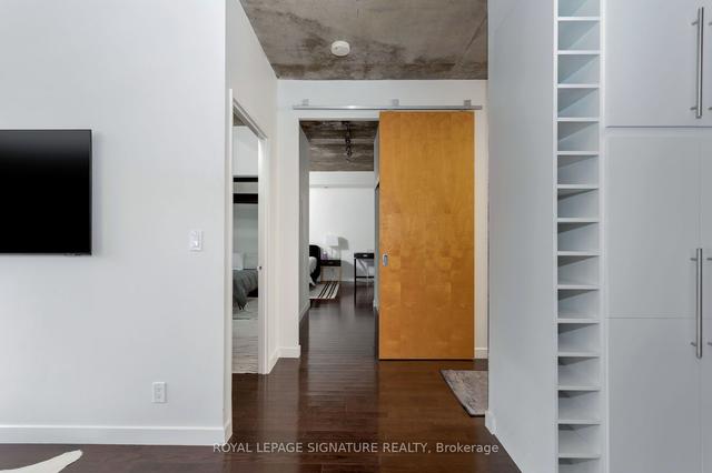 lph18 - 1 Shaw St, Condo with 2 bedrooms, 2 bathrooms and 1 parking in Toronto ON | Image 20