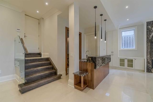 269 Upper Highland Cres, House detached with 4 bedrooms, 7 bathrooms and 6 parking in Toronto ON | Image 27