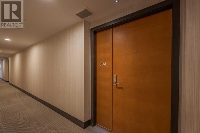 Clean and well maintained halls | Image 28