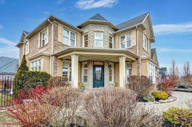 597 Hancock Way, House detached with 5 bedrooms, 6 bathrooms and 6 parking in Mississauga ON | Card Image