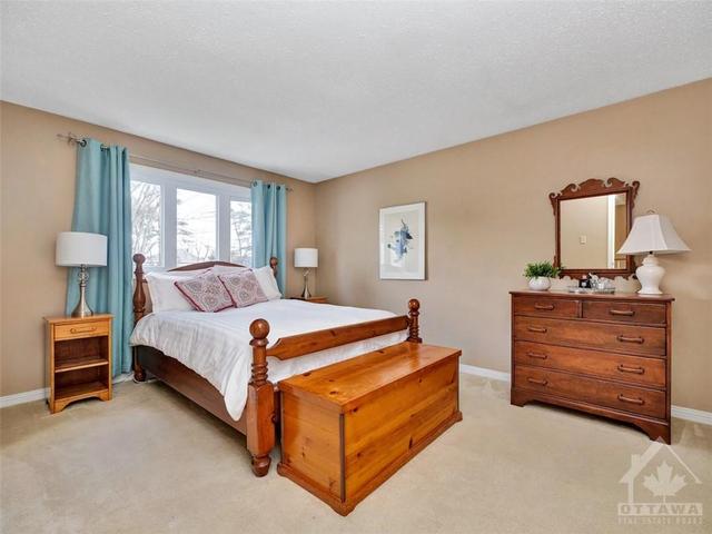14 Hawley Crescent, House detached with 3 bedrooms, 3 bathrooms and 2 parking in Ottawa ON | Image 20