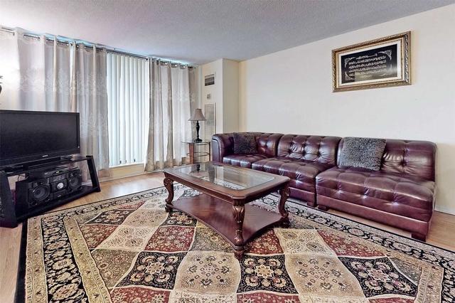 1712 - 18 Knight Bridge Rd, Condo with 3 bedrooms, 2 bathrooms and 1 parking in Brampton ON | Image 5