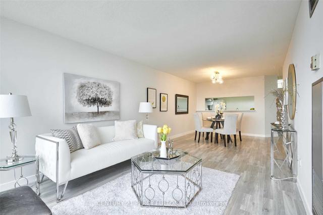 1702 - 330 Alton Towers Circ, Condo with 2 bedrooms, 2 bathrooms and 1 parking in Toronto ON | Image 8