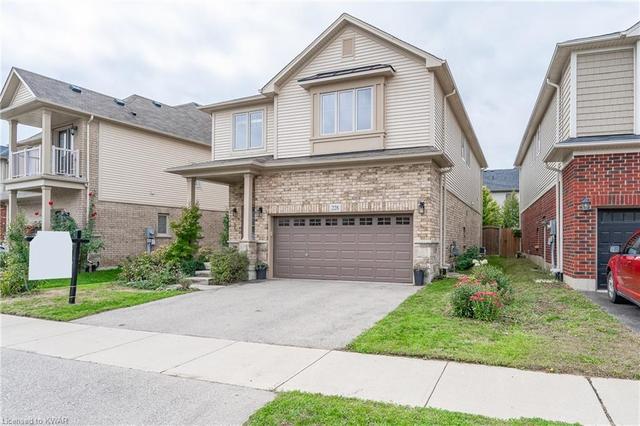 228 Falconridge Drive, House detached with 4 bedrooms, 2 bathrooms and 4 parking in Kitchener ON | Image 2