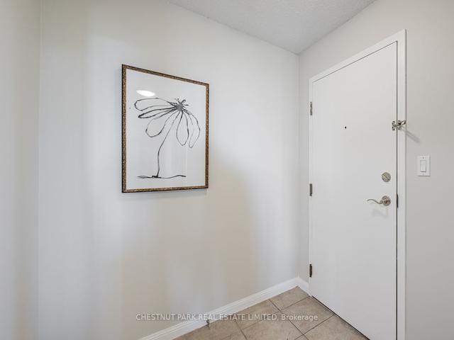 805 - 398 Eglinton Ave E, Condo with 2 bedrooms, 2 bathrooms and 1 parking in Toronto ON | Image 9