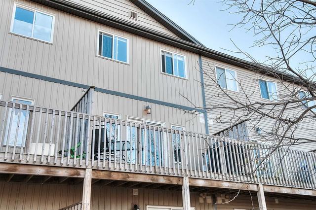 8a - 1180 Countrystone Dr, Townhouse with 3 bedrooms, 2 bathrooms and 2 parking in Kitchener ON | Image 11