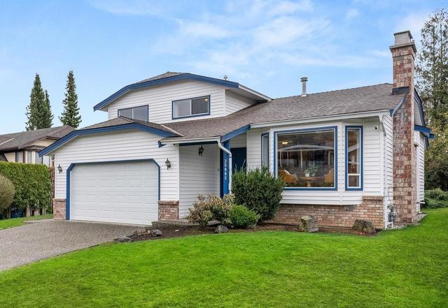 35882 Eaglecrest Drive, House detached with 4 bedrooms, 3 bathrooms and 2 parking in Abbotsford BC | Image 1