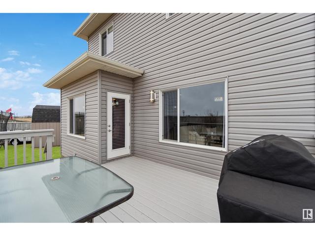 9614 85 Av, House detached with 4 bedrooms, 3 bathrooms and null parking in Morinville AB | Image 6