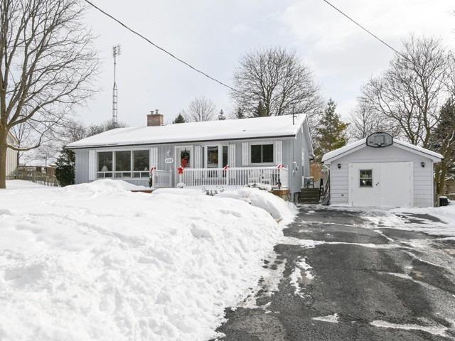 1735 Lane St, House detached with 2 bedrooms, 2 bathrooms and 5 parking in Pickering ON | Image 1