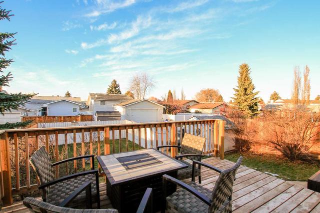 18 Eakins Crescent, House detached with 5 bedrooms, 3 bathrooms and 2 parking in Red Deer AB | Image 16