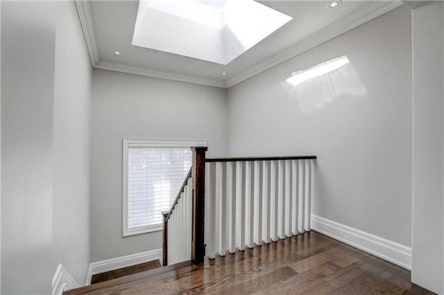 116 Frontenac Ave, House detached with 5 bedrooms, 5 bathrooms and 4 parking in Toronto ON | Image 9