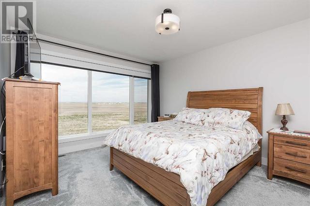 1290 Pacific Circle W, House detached with 3 bedrooms, 2 bathrooms and 4 parking in Lethbridge AB | Image 29