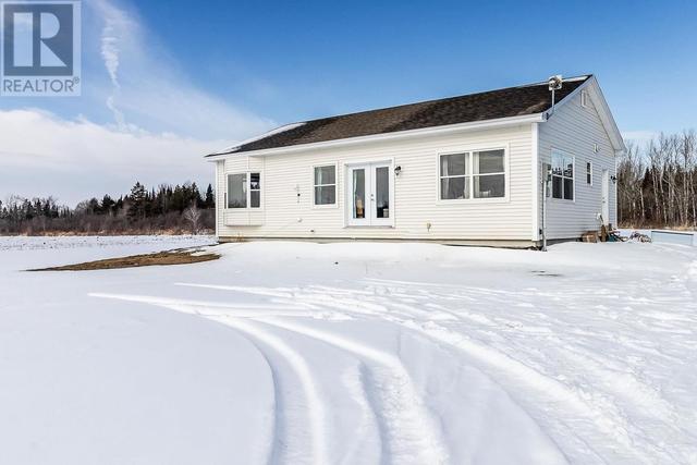106 Reids Rd W, House detached with 3 bedrooms, 3 bathrooms and null parking in Laird ON | Image 1