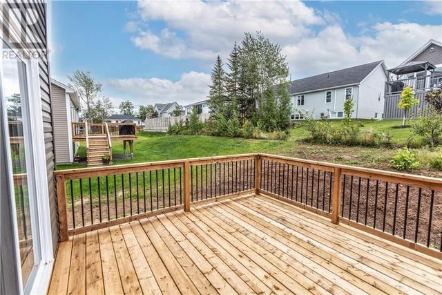 33 Donat Cres, House detached with 6 bedrooms, 4 bathrooms and null parking in Dieppe NB | Image 35