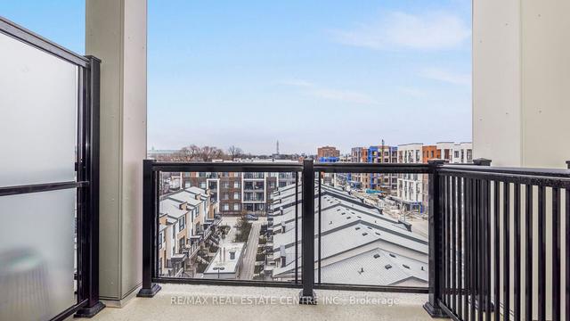 602 - 160 Canon Jackson Dr, Condo with 1 bedrooms, 1 bathrooms and 1 parking in Toronto ON | Image 11