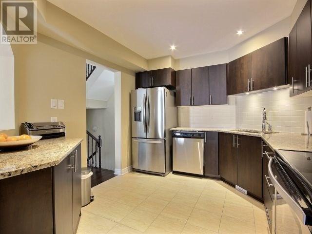 617 Petrichor Cres, House attached with 3 bedrooms, 4 bathrooms and 2 parking in Ottawa ON | Image 3