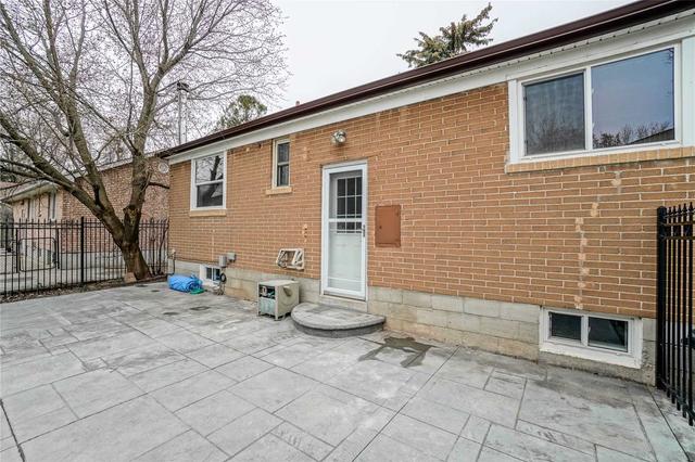1024 Pinegrove Rd, House detached with 2 bedrooms, 2 bathrooms and 8 parking in Oakville ON | Image 26