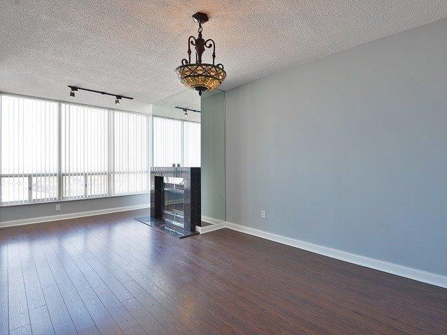 2303 - 24 Hanover Rd, Condo with 2 bedrooms, 2 bathrooms and 2 parking in Brampton ON | Image 3
