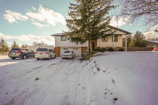 3500 Tremaine Rd, House detached with 3 bedrooms, 2 bathrooms and 10 parking in Burlington ON | Image 1